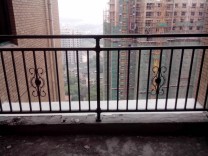 陽臺(tái)護(hù)欄